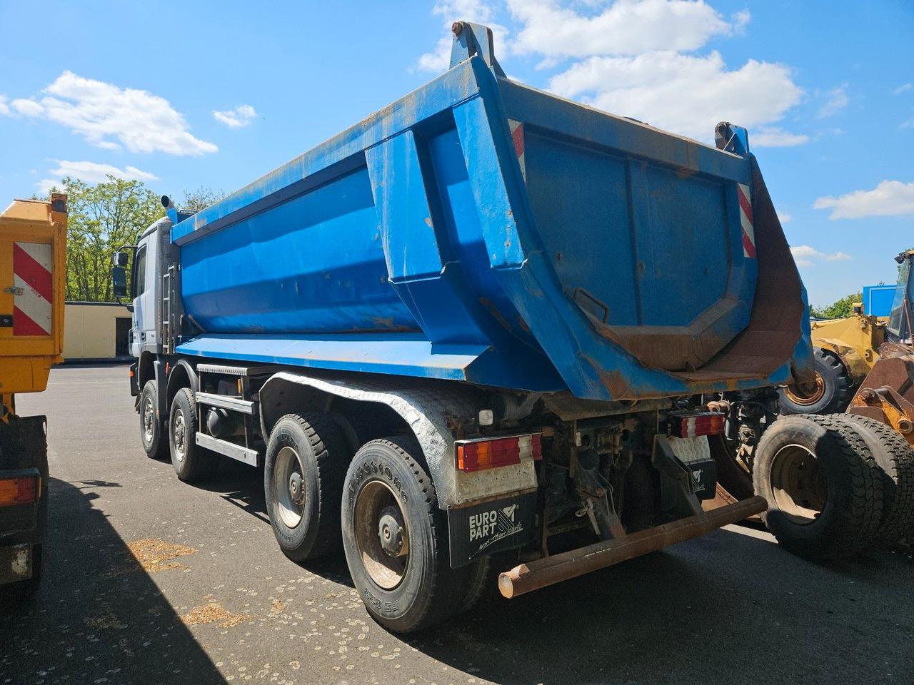 Mercedes-Benz Actros 4144 8x8 Hinterkipper - Самосвал камион: снимка 3 Mercedes-Benz Actros 4144 8x8 Hinterkipper - Самосвал камион: снимка 3
