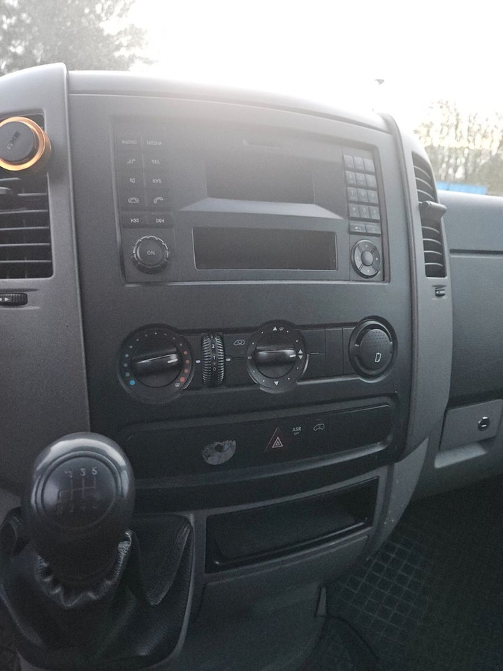 Mercedes-Benz Sprinter II Pritsche 314 CDI - Бордови бус: снимка 5 Mercedes-Benz Sprinter II Pritsche 314 CDI - Бордови бус: снимка 5