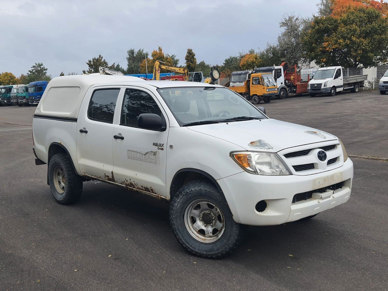Toyota Hilux Double Cab 4x4 - Джип: снимка 2 Toyota Hilux Double Cab 4x4 - Джип: снимка 2