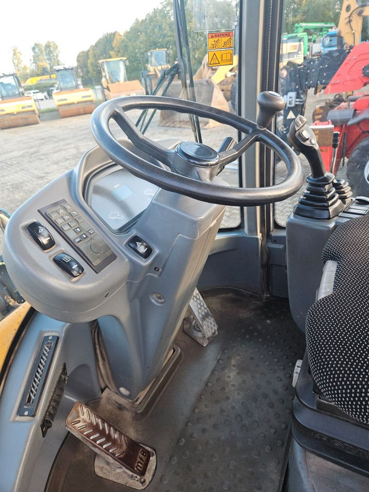 Volvo L30G Radlader mit Klappschaufel - Колесен товарач: снимка 5 Volvo L30G Radlader mit Klappschaufel - Колесен товарач: снимка 5