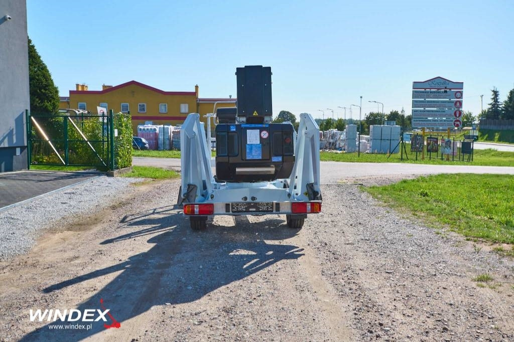 Dino 180 XT II - Вишка на ремарке: снимка 4 Dino 180 XT II - Вишка на ремарке: снимка 4