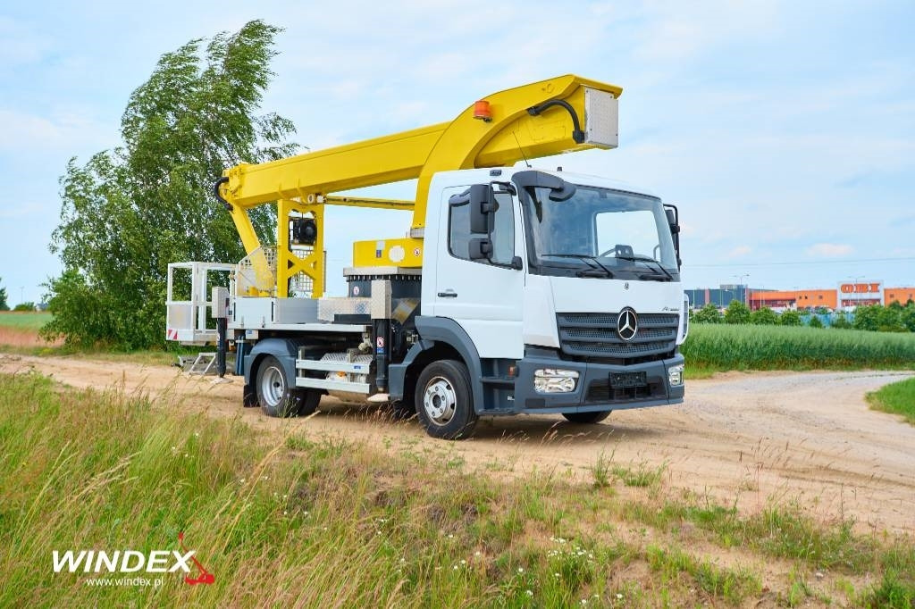 Palfinger P 300 KS - Автовишка: снимка 1 Palfinger P 300 KS - Автовишка: снимка 1