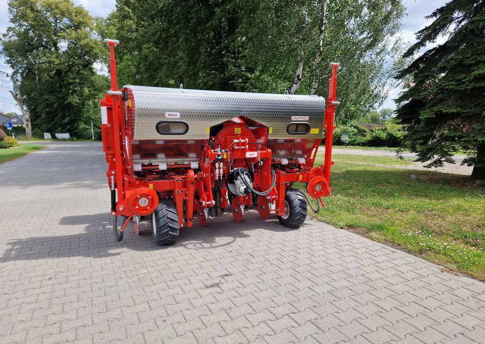 Gaspardo Maga 6 ISOTRONIC - Сеялка: снимка 2 Gaspardo Maga 6 ISOTRONIC - Сеялка: снимка 2