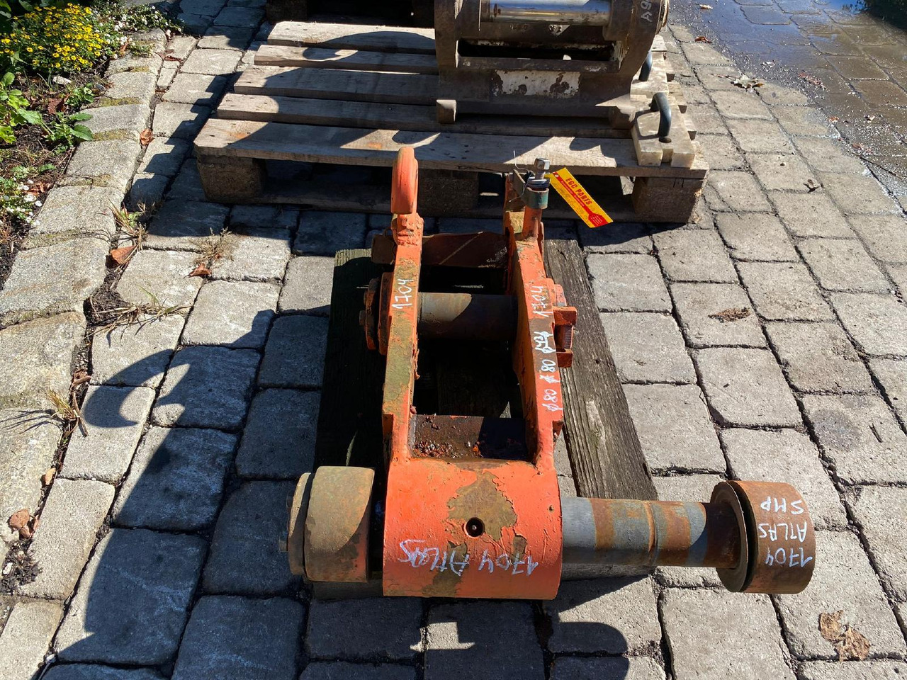 Atlas 1704 - Бързо сменник за Строителна техника: снимка 4 Atlas 1704 - Бързо сменник за Строителна техника: снимка 4