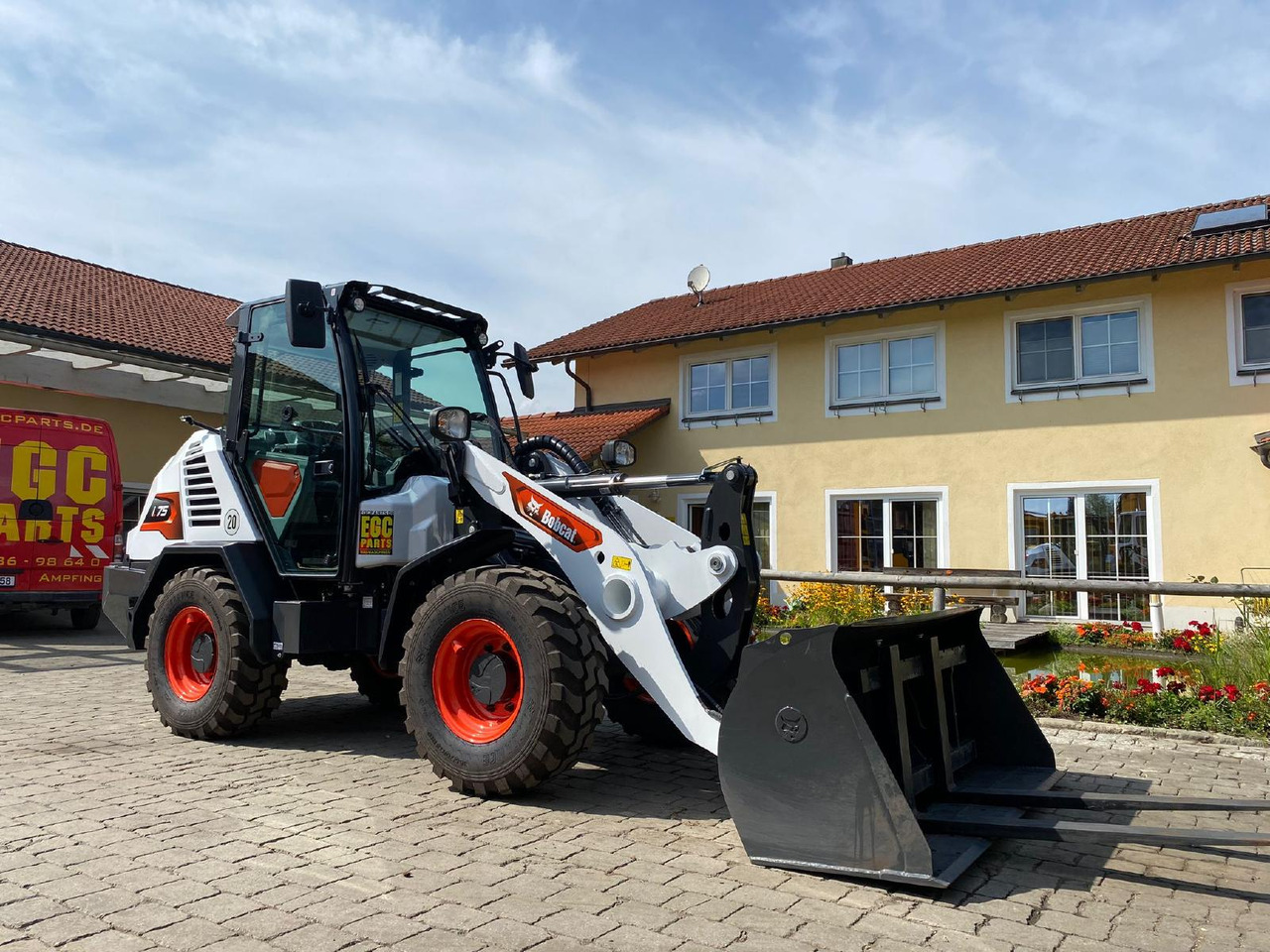 Bobcat L75 - Колесен товарач: снимка 2 Bobcat L75 - Колесен товарач: снимка 2