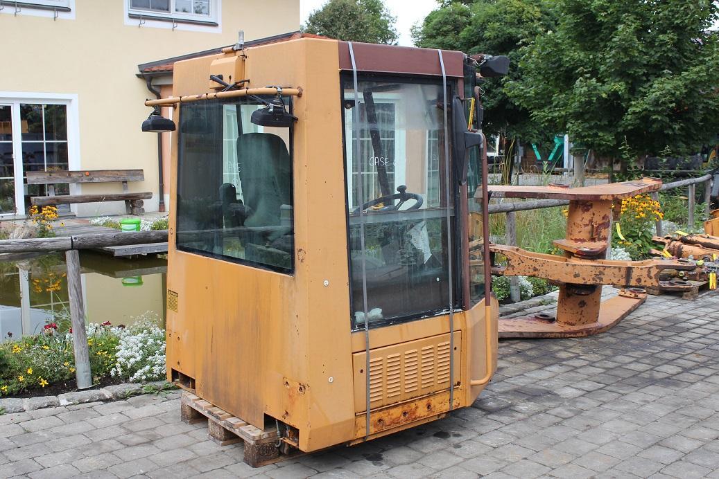 Case 621 - Кабина за Строителна техника: снимка 4 Case 621 - Кабина за Строителна техника: снимка 4