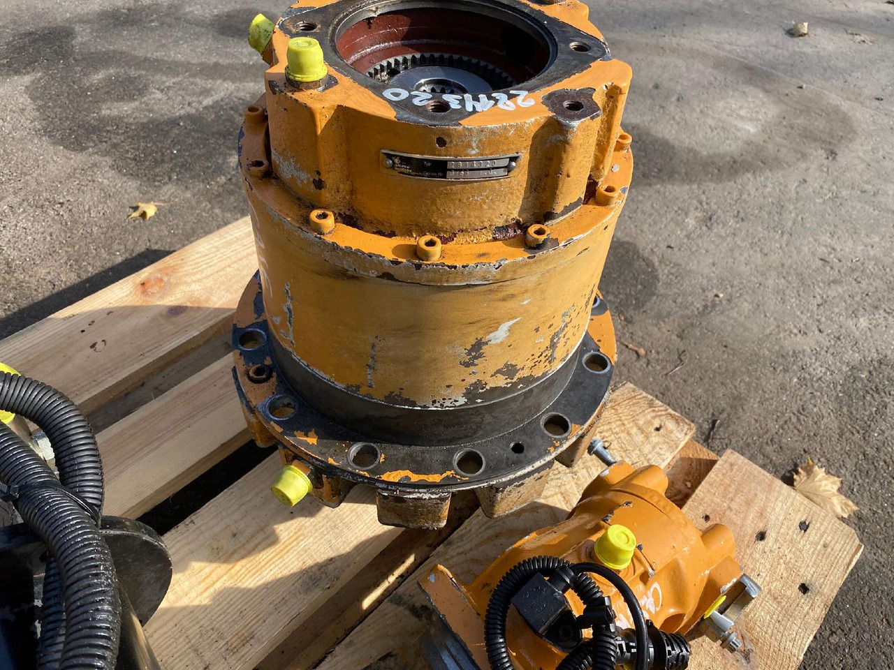 Case WX 165 Carraro - Редуктор на въртене за Строителна техника: снимка 4 Case WX 165 Carraro - Редуктор на въртене за Строителна техника: снимка 4