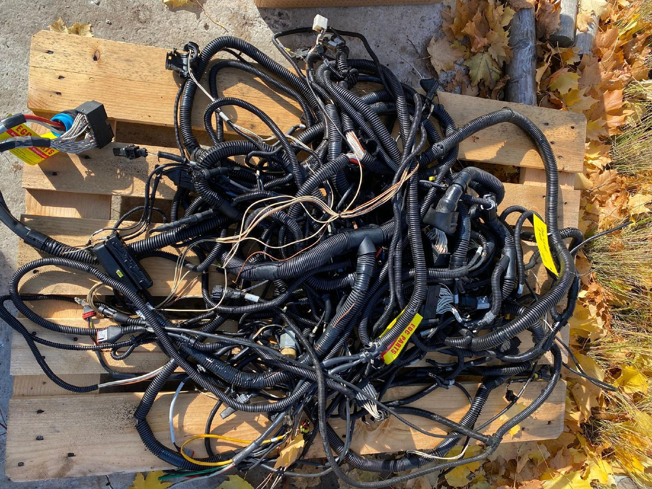 Case WX 165 - Кабели/ Жици за Строителна техника: снимка 2 Case WX 165 - Кабели/ Жици за Строителна техника: снимка 2