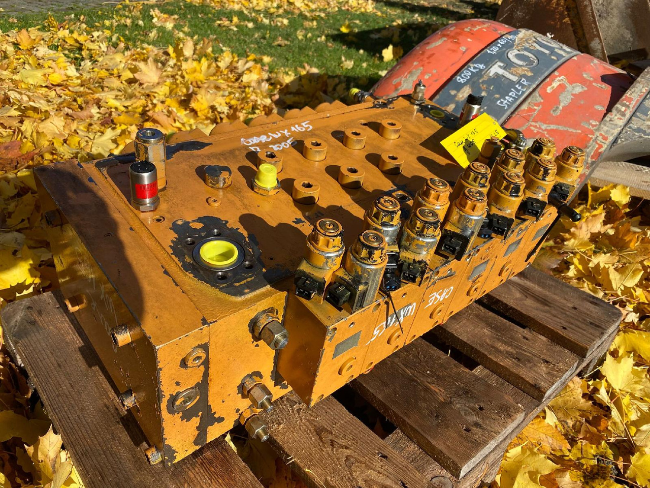 Case WX 165 - Хидравличен клапан за Строителна техника: снимка 3 Case WX 165 - Хидравличен клапан за Строителна техника: снимка 3