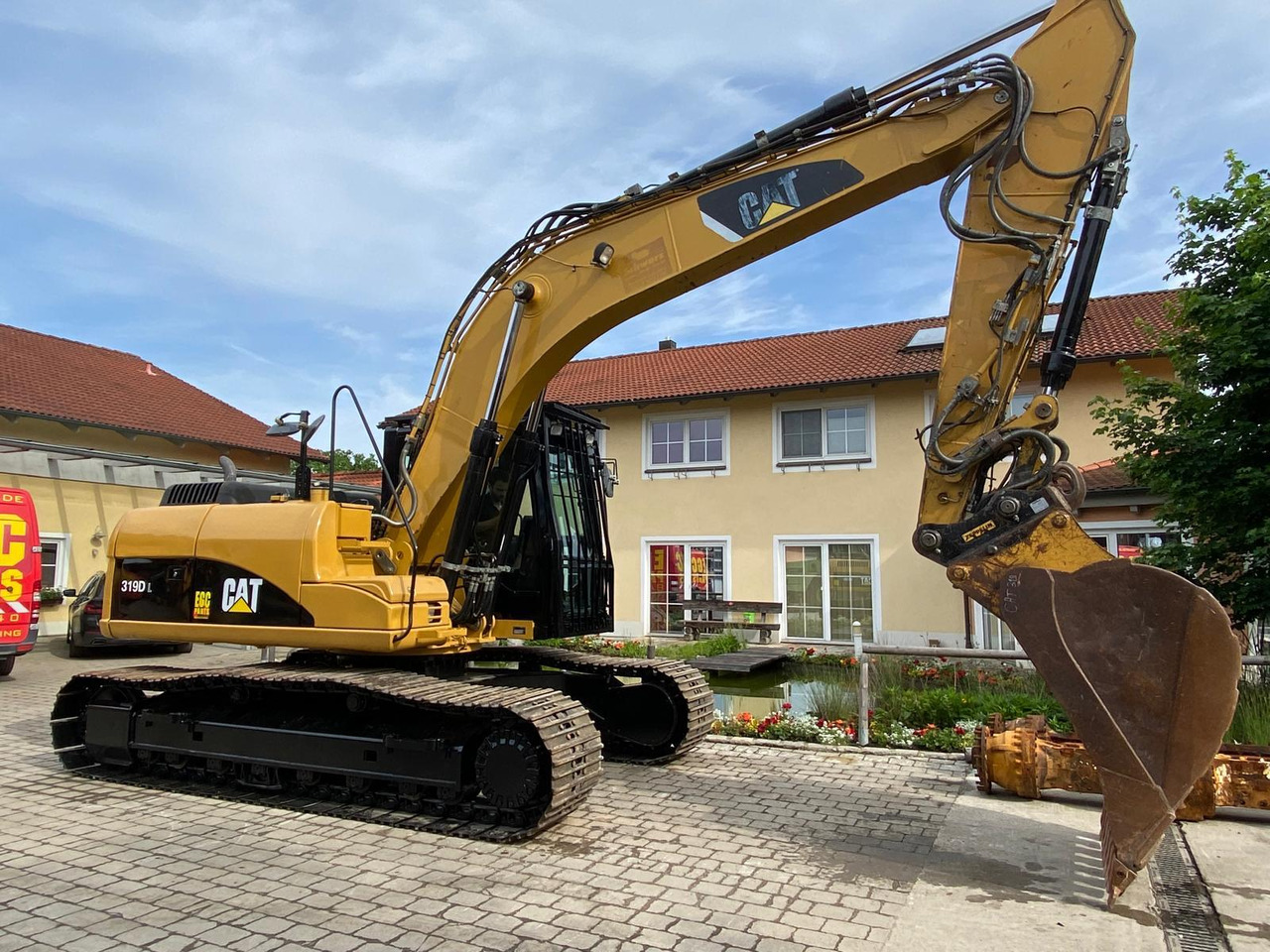 Caterpillar 319D - Верижен багер: снимка 1 Caterpillar 319D - Верижен багер: снимка 1