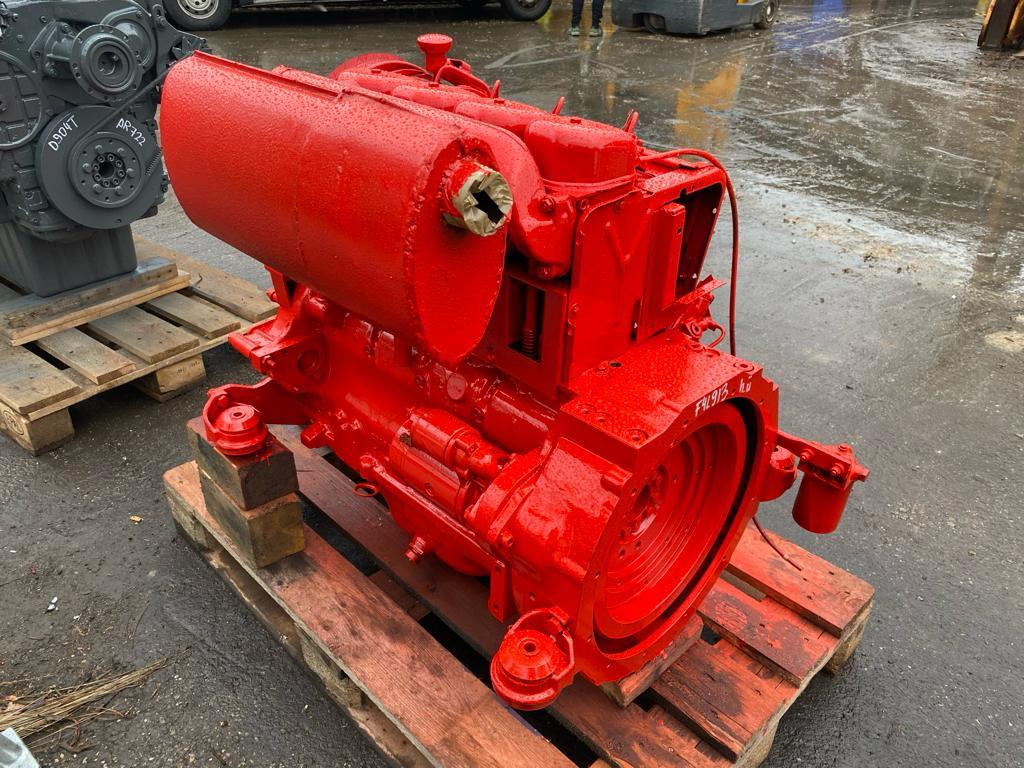 Deutz F4L913 - Двигател за Строителна техника: снимка 3 Deutz F4L913 - Двигател за Строителна техника: снимка 3