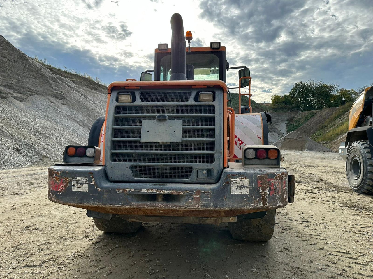Doosan DL 300 - Колесен товарач: снимка 5 Doosan DL 300 - Колесен товарач: снимка 5
