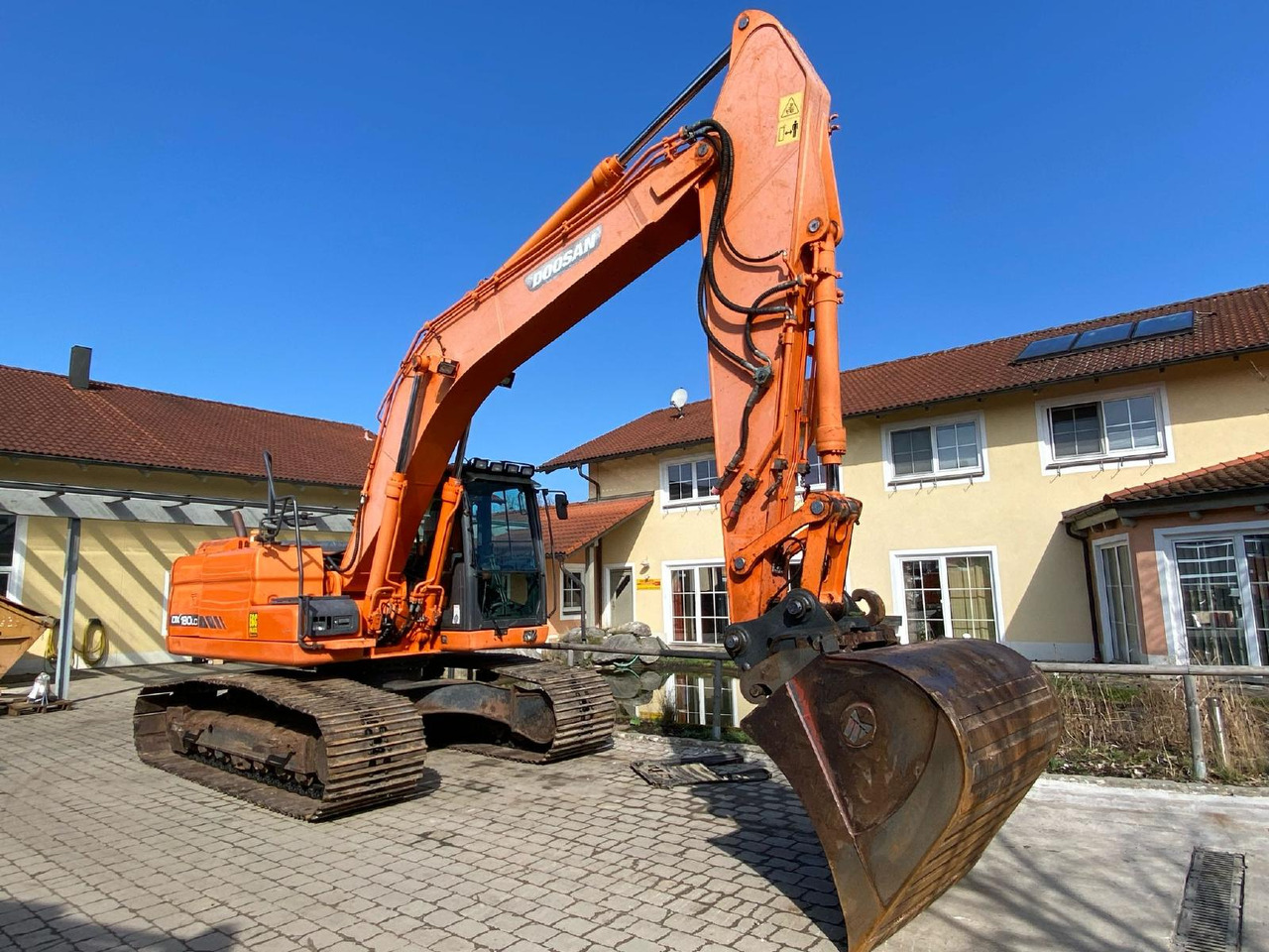 Doosan DX 180 LC -3 - Верижен багер: снимка 1 Doosan DX 180 LC -3 - Верижен багер: снимка 1