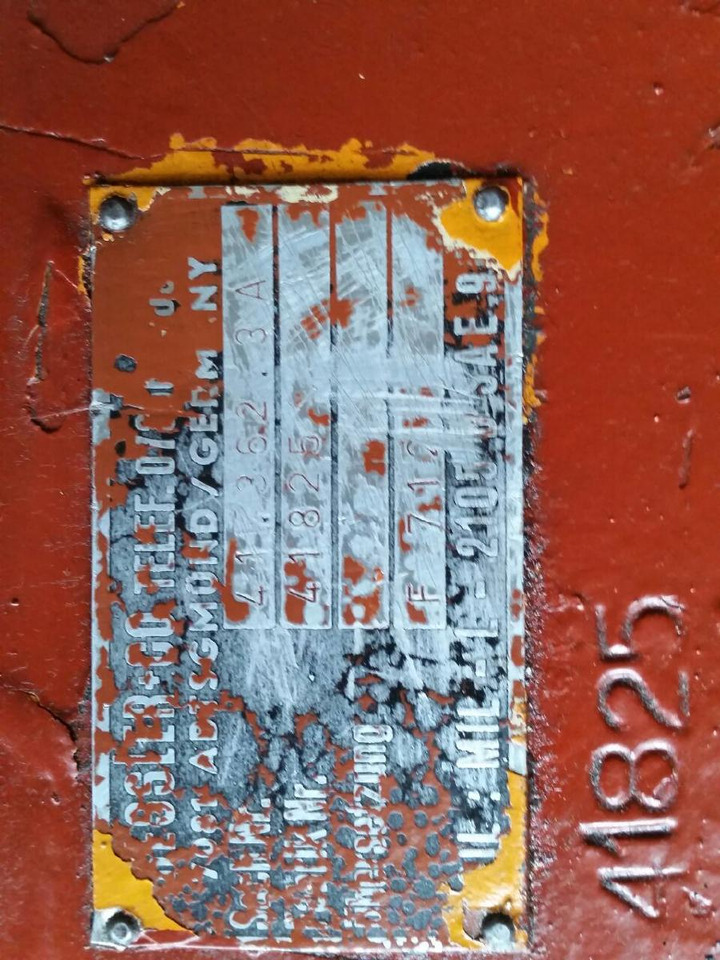 Fuchs 712 - Ос и части за Строителна техника: снимка 5 Fuchs 712 - Ос и части за Строителна техника: снимка 5