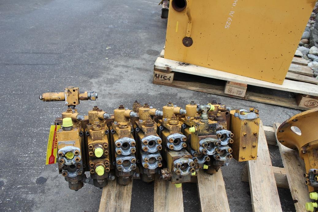 Furukawa W 625 - Хидравличен клапан за Строителна техника: снимка 4 Furukawa W 625 - Хидравличен клапан за Строителна техника: снимка 4