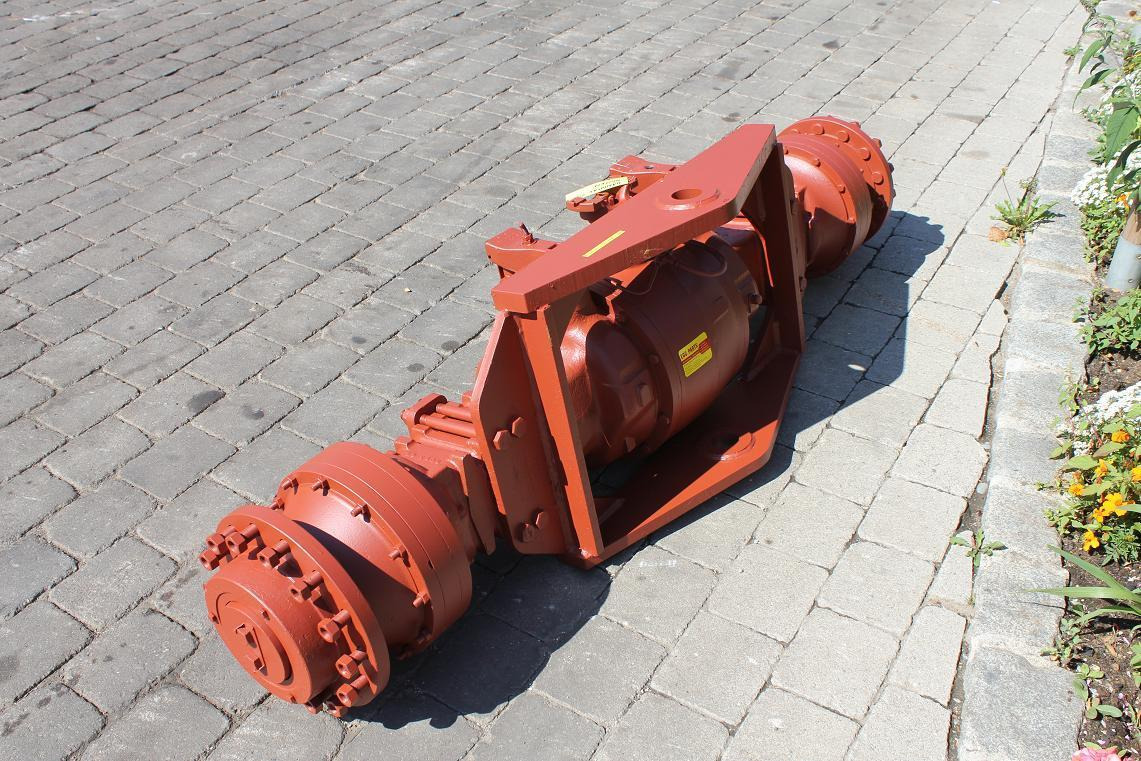 Hanomag 22 D-C - Ос и части за Строителна техника: снимка 1 Hanomag 22 D-C - Ос и части за Строителна техника: снимка 1