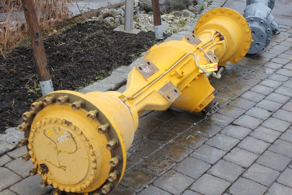 Hanomag 70E - Ос и части за Строителна техника: снимка 2 Hanomag 70E - Ос и части за Строителна техника: снимка 2