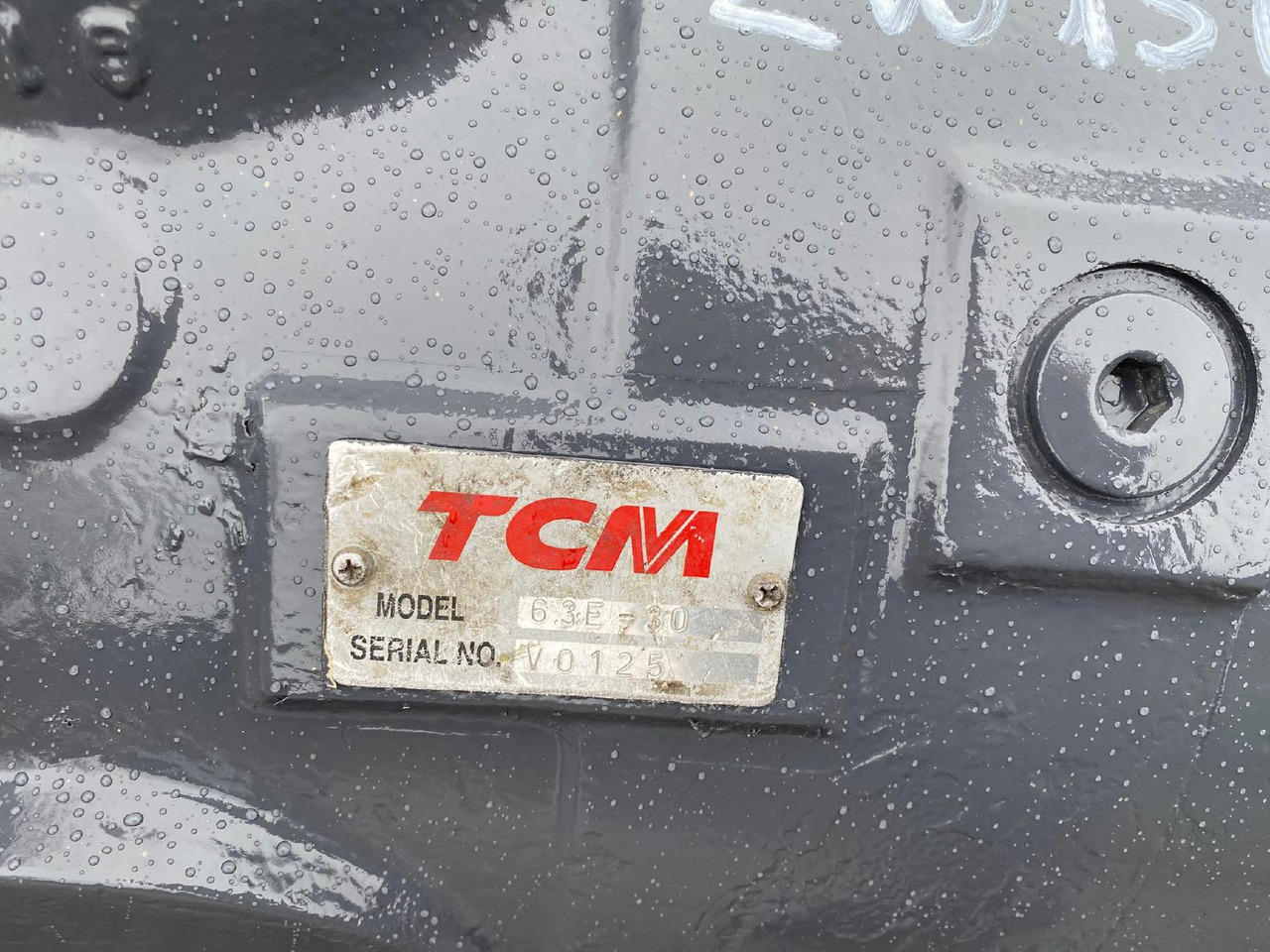 Hitachi TCM aus ZW 150 - Ос и части за Строителна техника: снимка 3 Hitachi TCM aus ZW 150 - Ос и части за Строителна техника: снимка 3