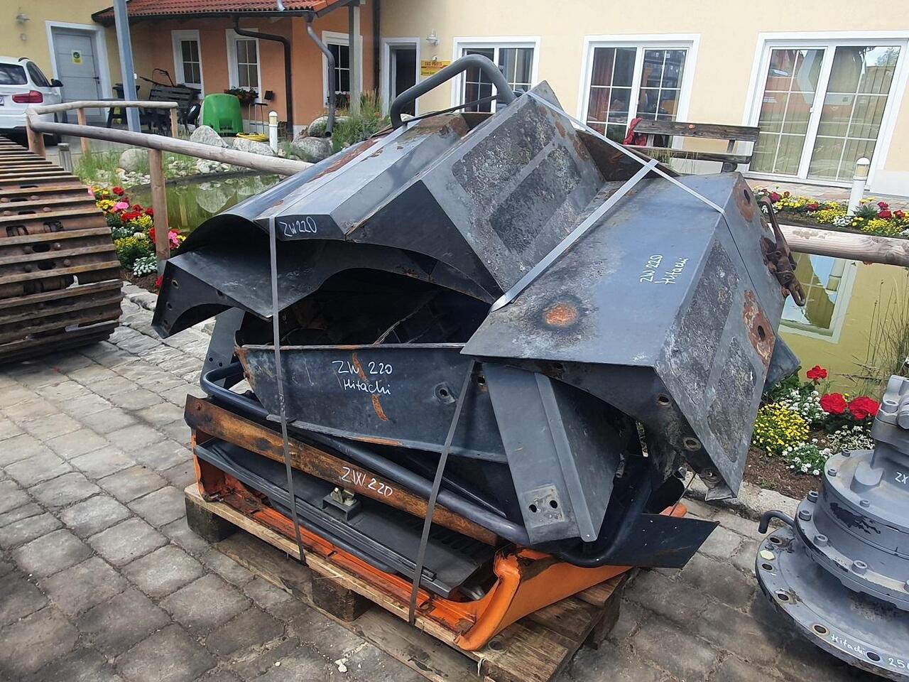 Каросерия и екстериор за Колесен товарач Hitachi ZW 220: снимка 7