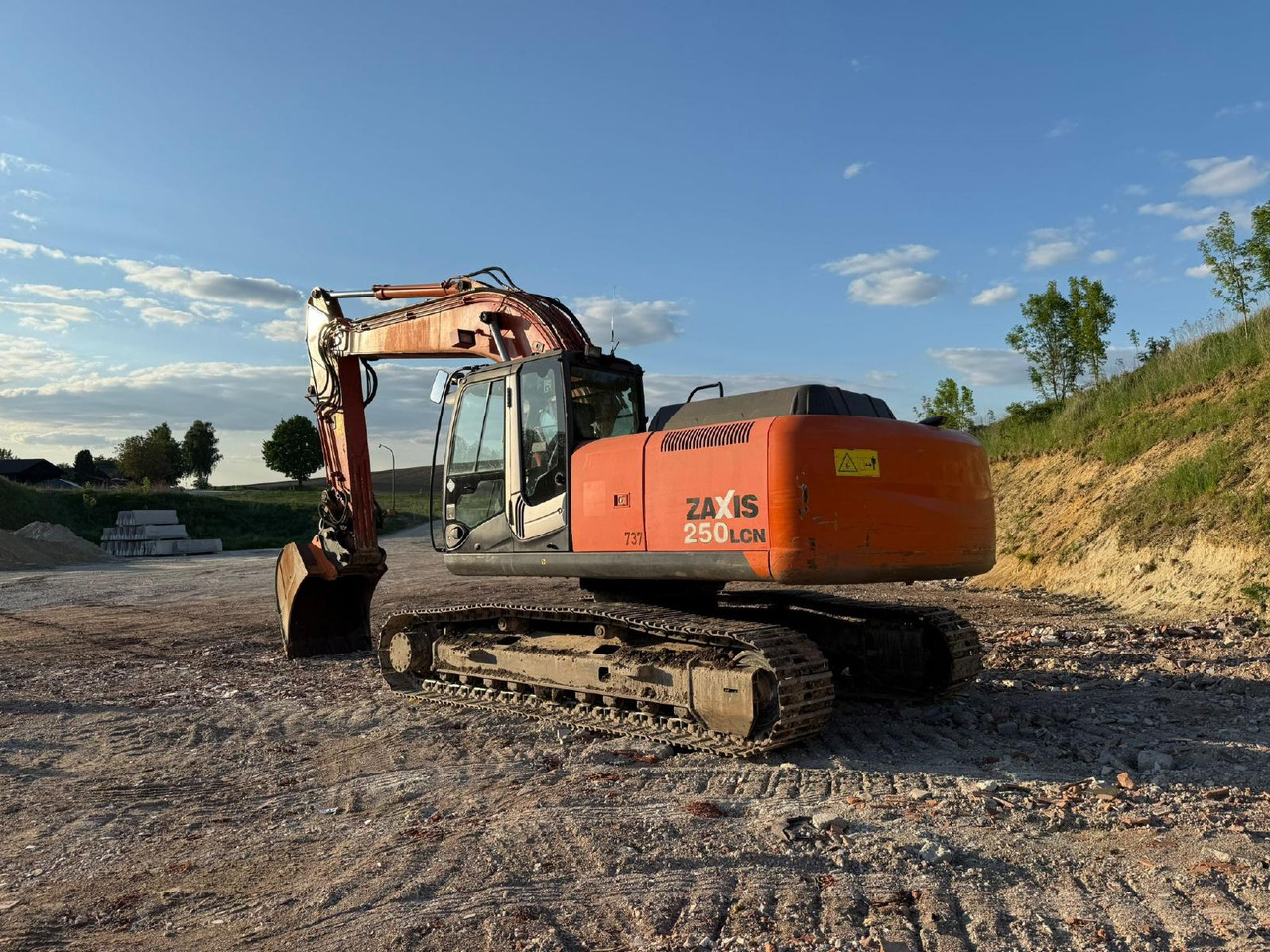 Верижен багер Hitachi ZX 250 LCN -3: снимка 6