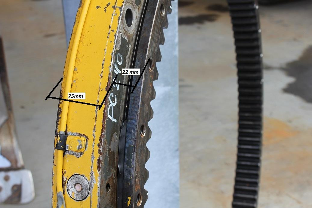 Komatsu PC 240 NLC -6K - Въртящ механизъм за Строителна техника: снимка 4 Komatsu PC 240 NLC -6K - Въртящ механизъм за Строителна техника: снимка 4