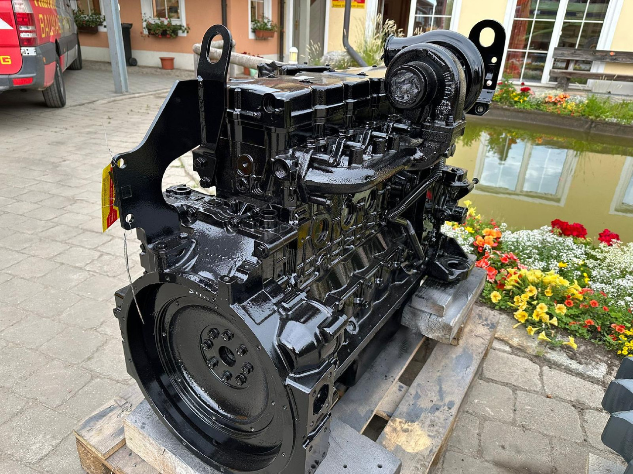 Komatsu SAA6D107-E1 n ü aus D51 - Двигател за Строителна техника: снимка 1 Komatsu SAA6D107-E1 n ü aus D51 - Двигател за Строителна техника: снимка 1