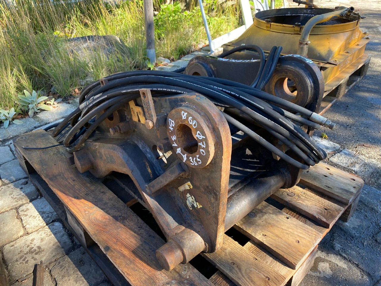 Liebherr 900 - Бързо сменник за Строителна техника: снимка 5 Liebherr 900 - Бързо сменник за Строителна техника: снимка 5