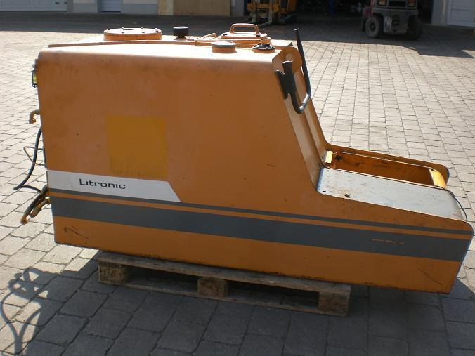 Liebherr 912 LC-Lit. - Хидравличен резервоар за Строителна техника: снимка 3 Liebherr 912 LC-Lit. - Хидравличен резервоар за Строителна техника: снимка 3
