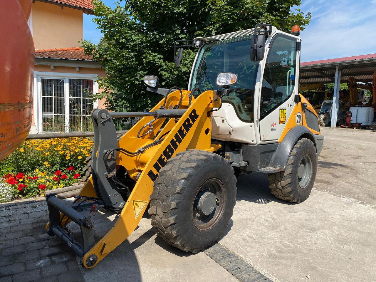 Liebherr L 506 - Колесен товарач: снимка 3 Liebherr L 506 - Колесен товарач: снимка 3
