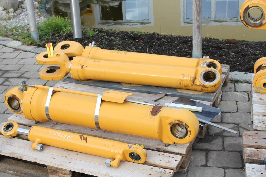 Liebherr L 556 - Хидравличен цилиндър за Строителна техника: снимка 4 Liebherr L 556 - Хидравличен цилиндър за Строителна техника: снимка 4