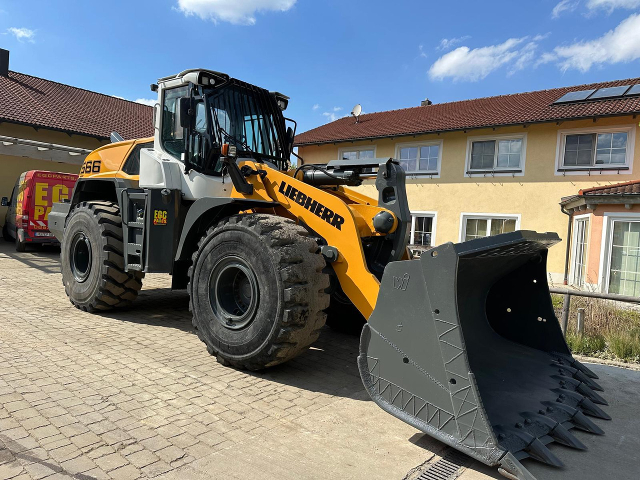 Liebherr L 566 X Power - Колесен товарач: снимка 3 Liebherr L 566 X Power - Колесен товарач: снимка 3