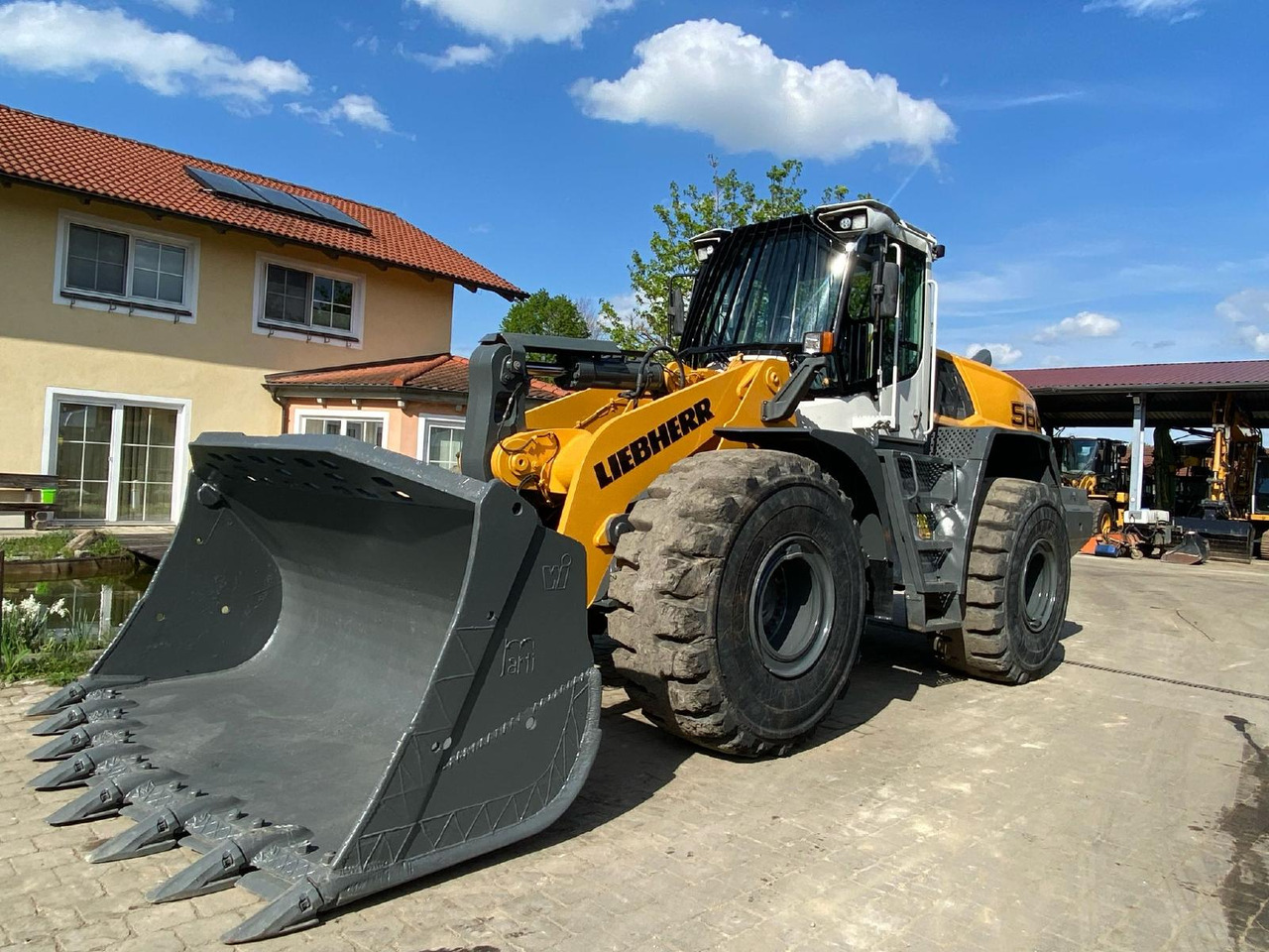 Liebherr L 566 X Power - Колесен товарач: снимка 5 Liebherr L 566 X Power - Колесен товарач: снимка 5