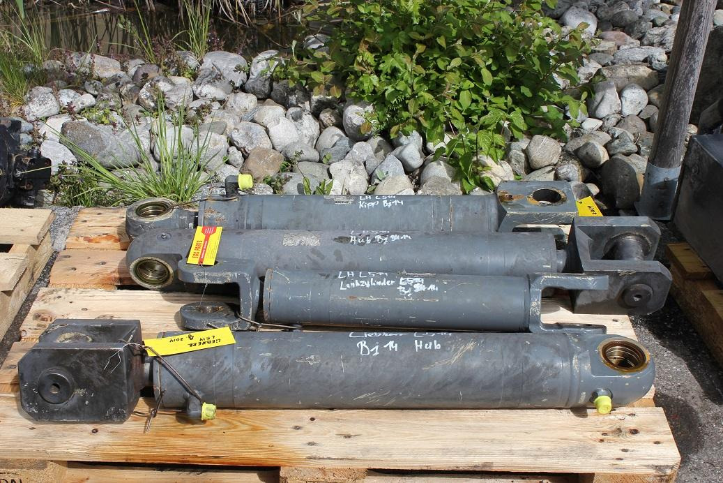 Liebherr L514 - Хидравличен цилиндър за Строителна техника: снимка 3 Liebherr L514 - Хидравличен цилиндър за Строителна техника: снимка 3