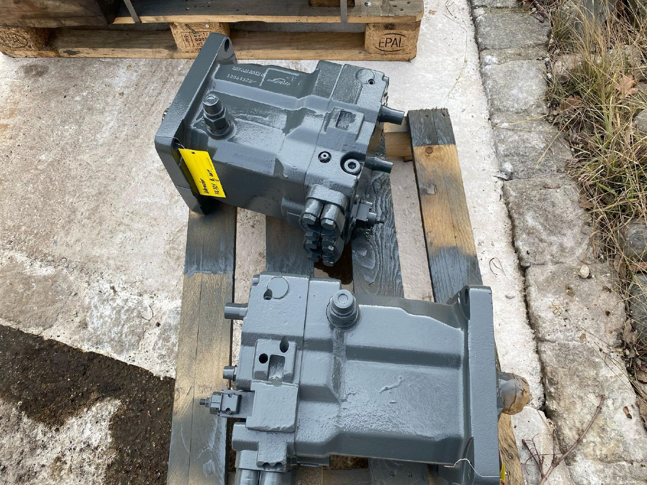 Liebherr Linde aus PR 724 - Ходов редуктор за Строителна техника: снимка 5 Liebherr Linde aus PR 724 - Ходов редуктор за Строителна техника: снимка 5