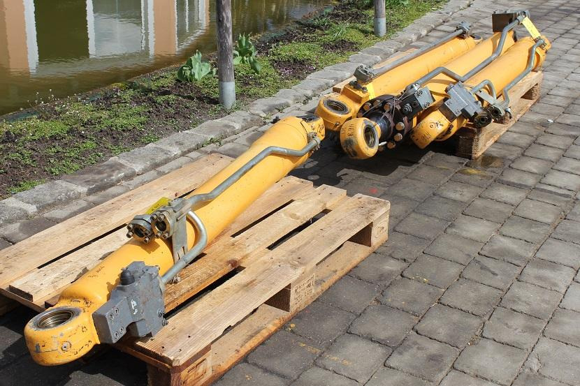 Liebherr R 914 - Хидравличен цилиндър за Строителна техника: снимка 3 Liebherr R 914 - Хидравличен цилиндър за Строителна техника: снимка 3