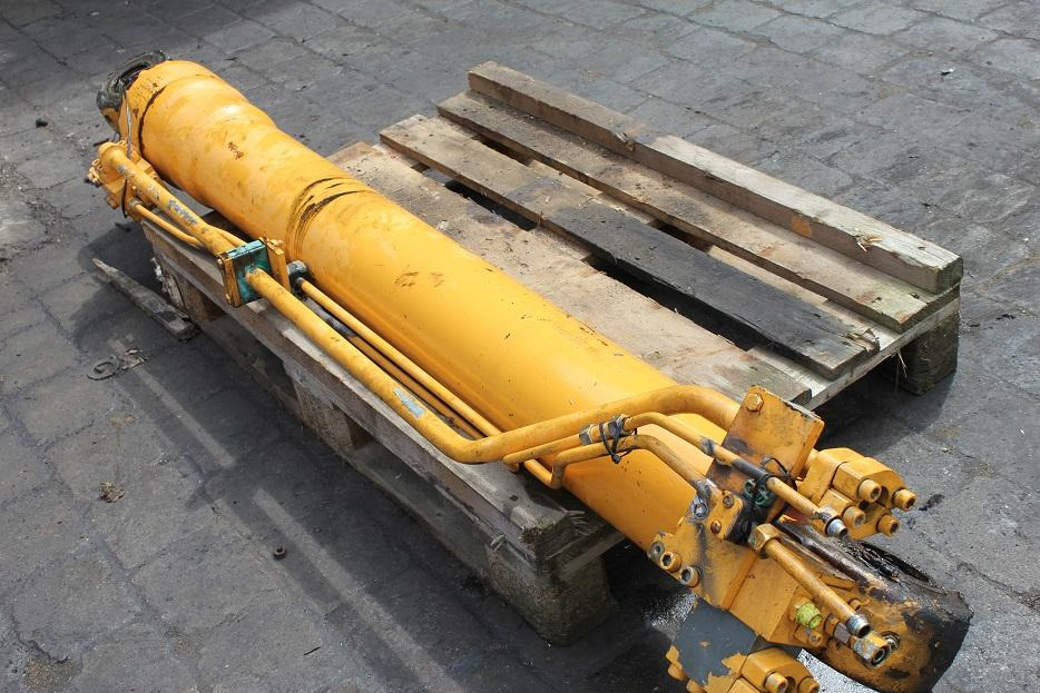 Liebherr R 924 HDSL - Хидравличен цилиндър за Строителна техника: снимка 3 Liebherr R 924 HDSL - Хидравличен цилиндър за Строителна техника: снимка 3