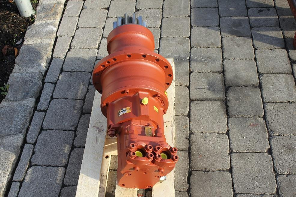 Linde GD 6 aus Furukawa 625 - Редуктор на въртене за Строителна техника: снимка 2 Linde GD 6 aus Furukawa 625 - Редуктор на въртене за Строителна техника: снимка 2