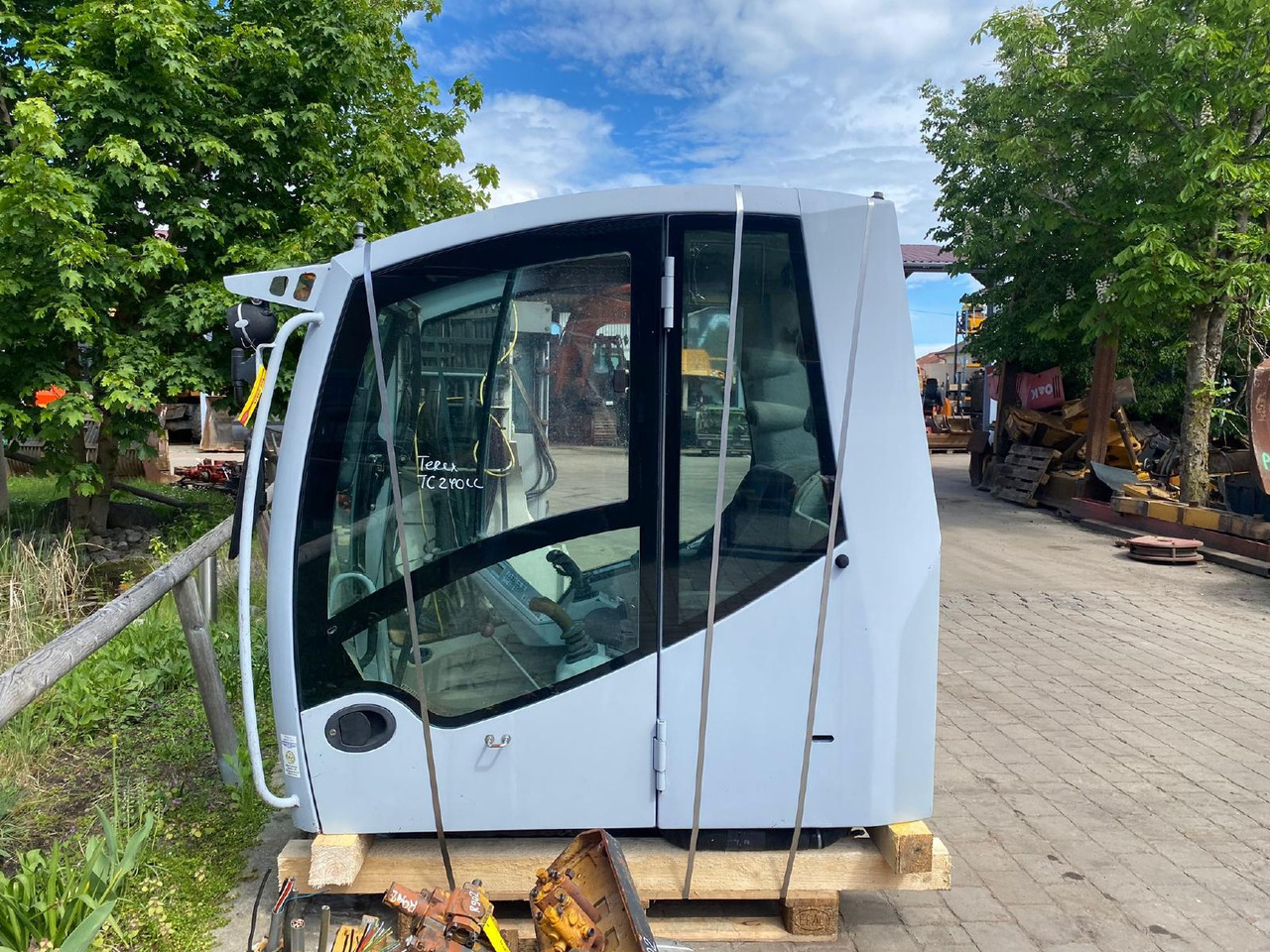 Terex TC 240 LC - Кабина за Строителна техника: снимка 1 Terex TC 240 LC - Кабина за Строителна техника: снимка 1