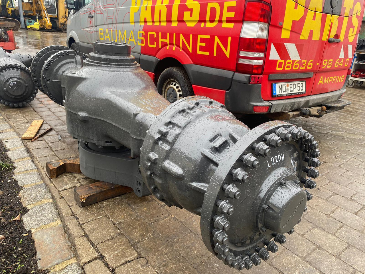 Volvo L220H - Ос и части за Строителна техника: снимка 1 Volvo L220H - Ос и части за Строителна техника: снимка 1