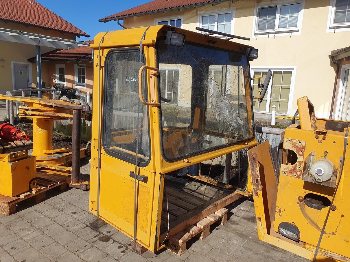 Zettelmeyer ZL 2002 - Кабина за Строителна техника: снимка 1 Zettelmeyer ZL 2002 - Кабина за Строителна техника: снимка 1