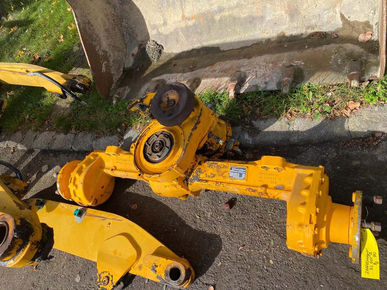 Zettelmeyer ZL 601 B ZF AV 225 - Ос и части за Строителна техника: снимка 1 Zettelmeyer ZL 601 B ZF AV 225 - Ос и части за Строителна техника: снимка 1