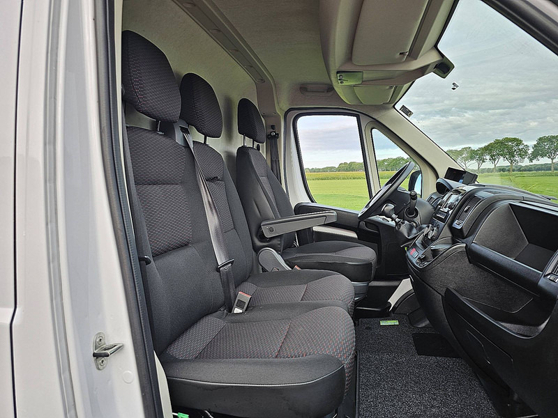 Малък ван Peugeot Boxer 2.2 L2H2 Airco Euro6!: снимка 6