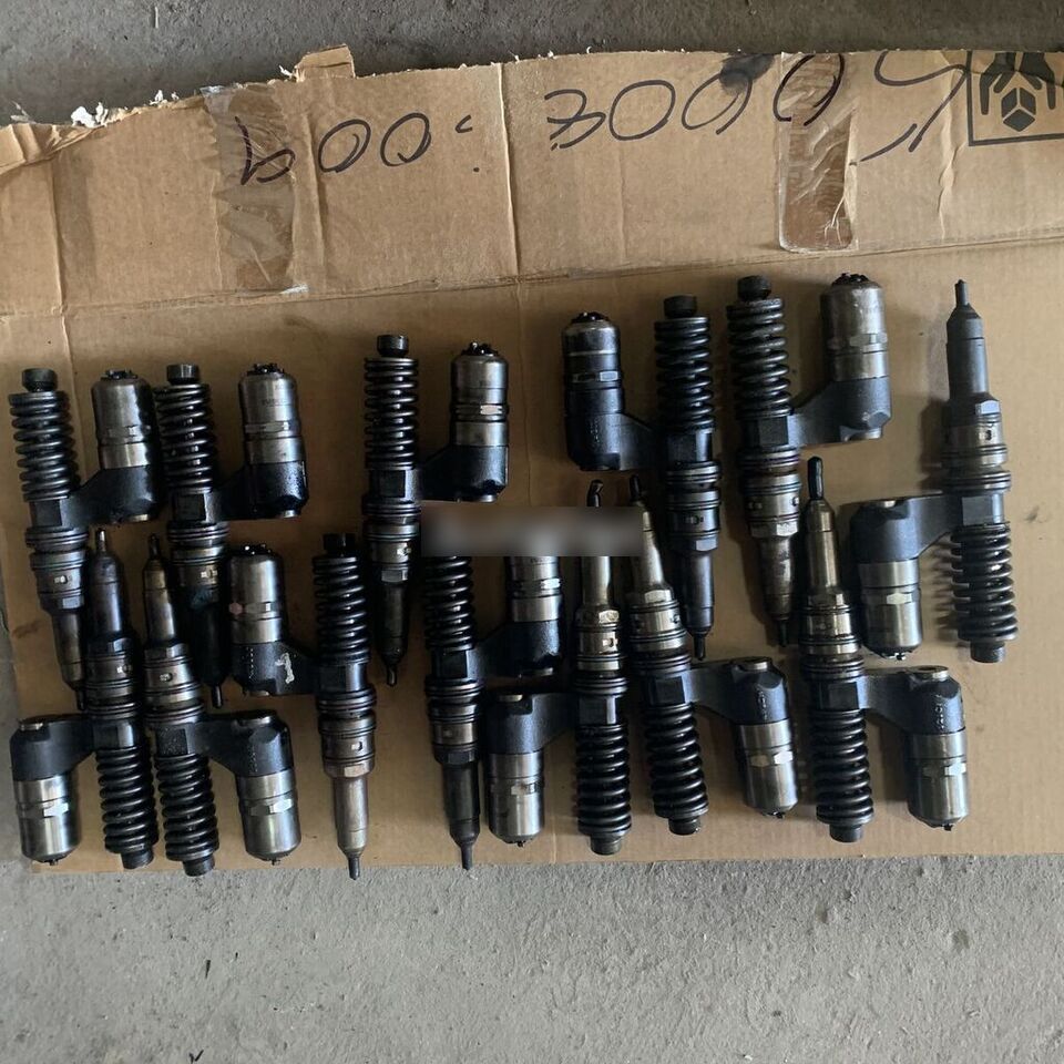 Bosch 0414701006 IVECO Stralis Euro 3,4 New Holland, Case - Инжектор за Камион: снимка 1 Bosch 0414701006 IVECO Stralis Euro 3,4 New Holland, Case - Инжектор за Камион: снимка 1
