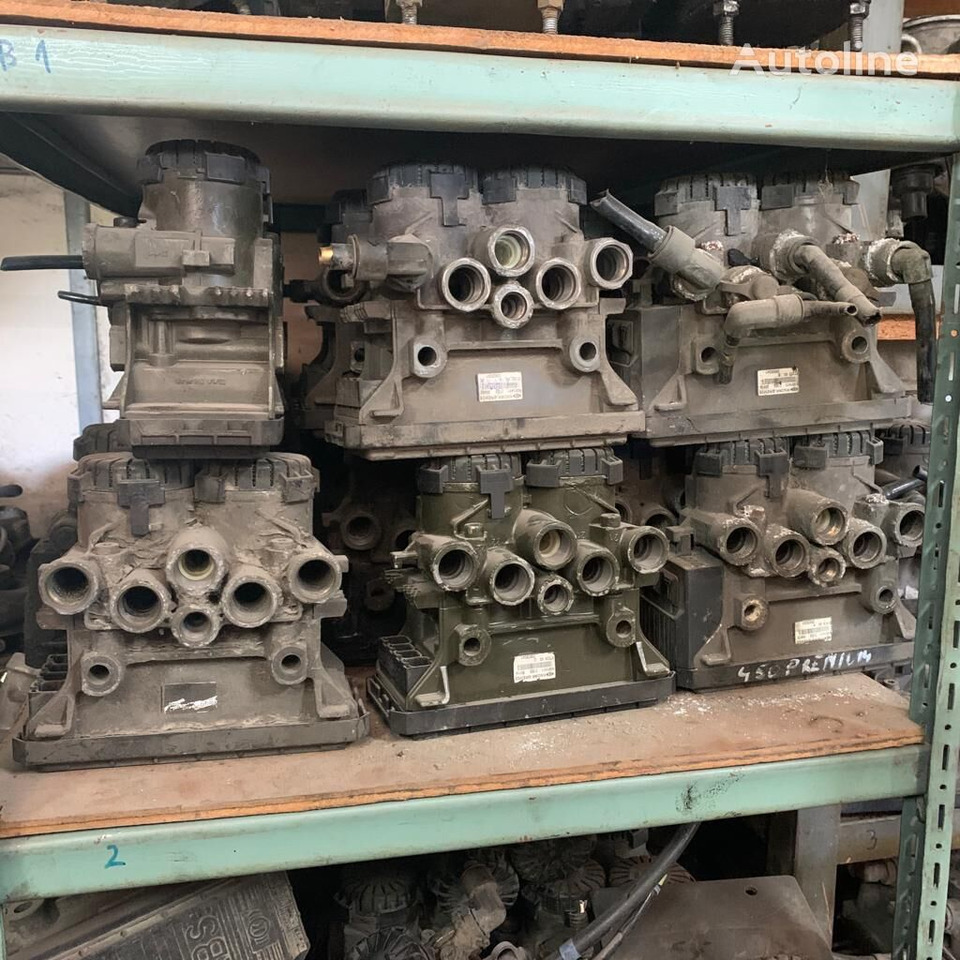 Knorr-Bremse Dwukanałowy 81.52106.6042 MAN TGA TGX TGS truck - Спирачен клапан за Камион: снимка 4 Knorr-Bremse Dwukanałowy 81.52106.6042 MAN TGA TGX TGS truck - Спирачен клапан за Камион: снимка 4