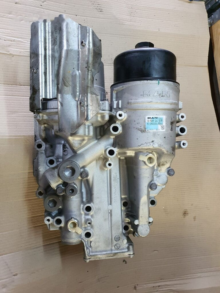 Mann-Filter MAN EURO 6 TGA TGX MAN TGX / TGS Euro 6 truck - Маслен филтър за Камион: снимка 1 Mann-Filter MAN EURO 6 TGA TGX MAN TGX / TGS Euro 6 truck - Маслен филтър за Камион: снимка 1