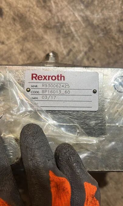 Rexroth Flow Divider R930062425 - Спирачен клапан за Камион: снимка 5 Rexroth Flow Divider R930062425 - Спирачен клапан за Камион: снимка 5