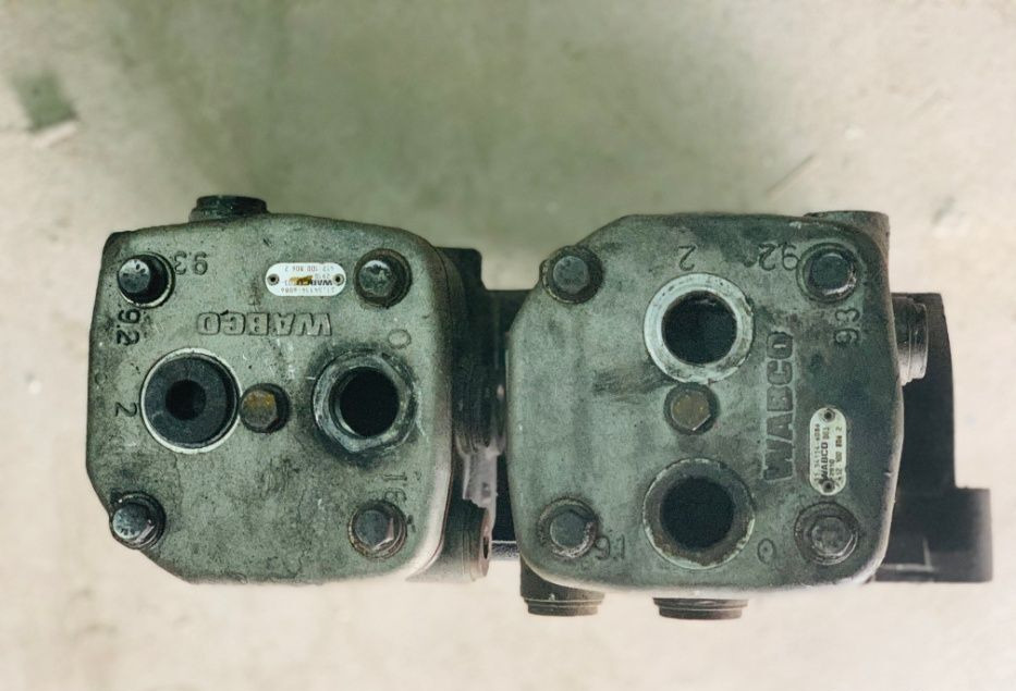 WABCO 2 cylindry oryginał 51.54112-3028 MAN TGA 51.54112-3028 - Компресор за Камион: снимка 3 WABCO 2 cylindry oryginał 51.54112-3028 MAN TGA 51.54112-3028 - Компресор за Камион: снимка 3