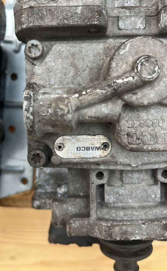 WABCO 4800200020 MAN TGL TGM truck - Спирачен клапан за Камион: снимка 2 WABCO 4800200020 MAN TGL TGM truck - Спирачен клапан за Камион: снимка 2