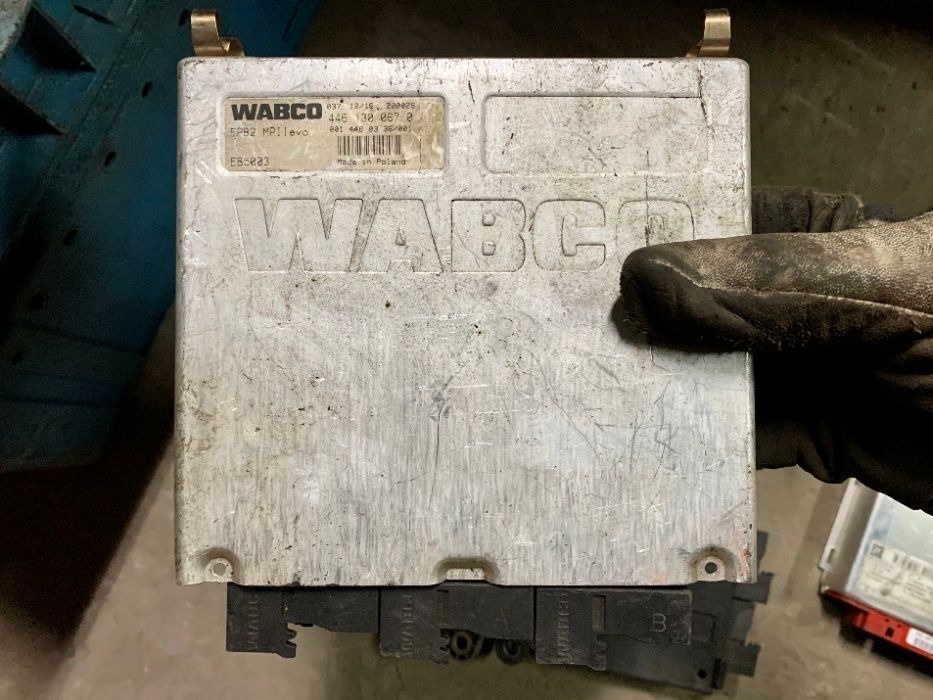 WABCO EBP Oryginał Hurt Sterowników 4461300670 Mercedes-Benz Actros truck - Блок за управление за Камион: снимка 1 WABCO EBP Oryginał Hurt Sterowników 4461300670 Mercedes-Benz Actros truck - Блок за управление за Камион: снимка 1