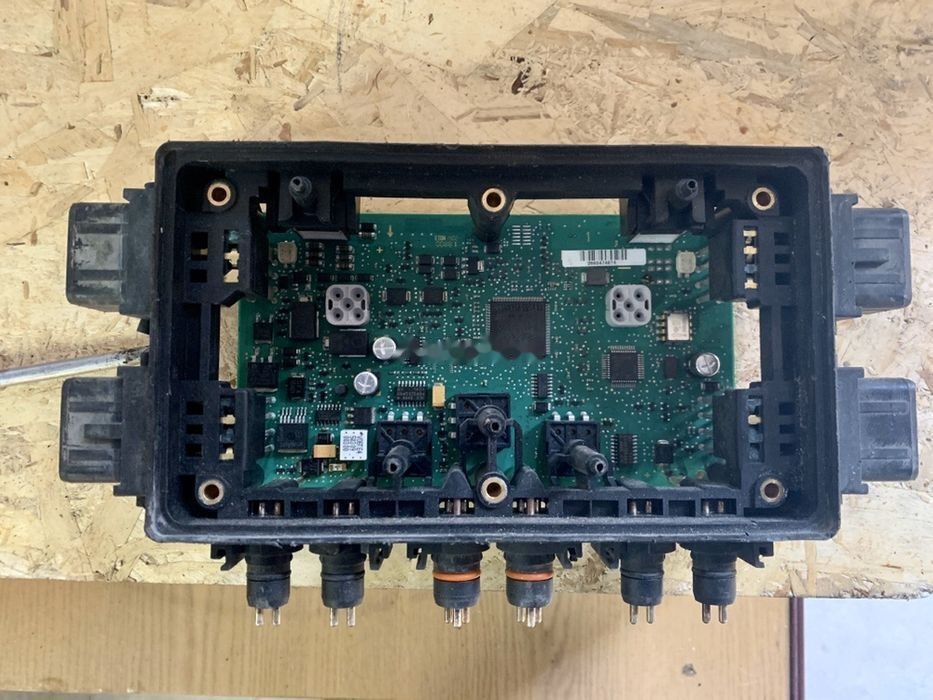WABCO Elektronika D E TEBS E Modulator naczepa hurt części - Предпазител за Ремарке: снимка 2 WABCO Elektronika D E TEBS E Modulator naczepa hurt części - Предпазител за Ремарке: снимка 2